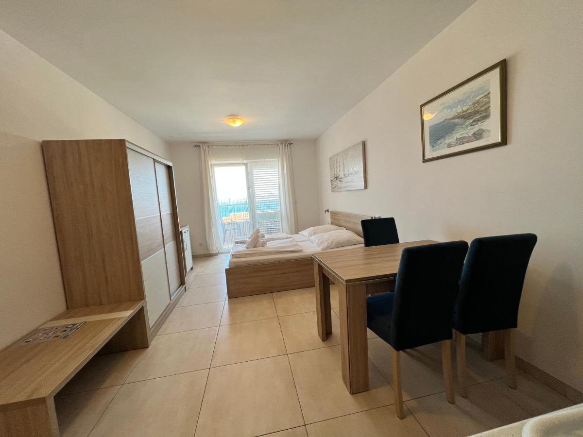 Villa Martina Baška Voda Extérieur photo